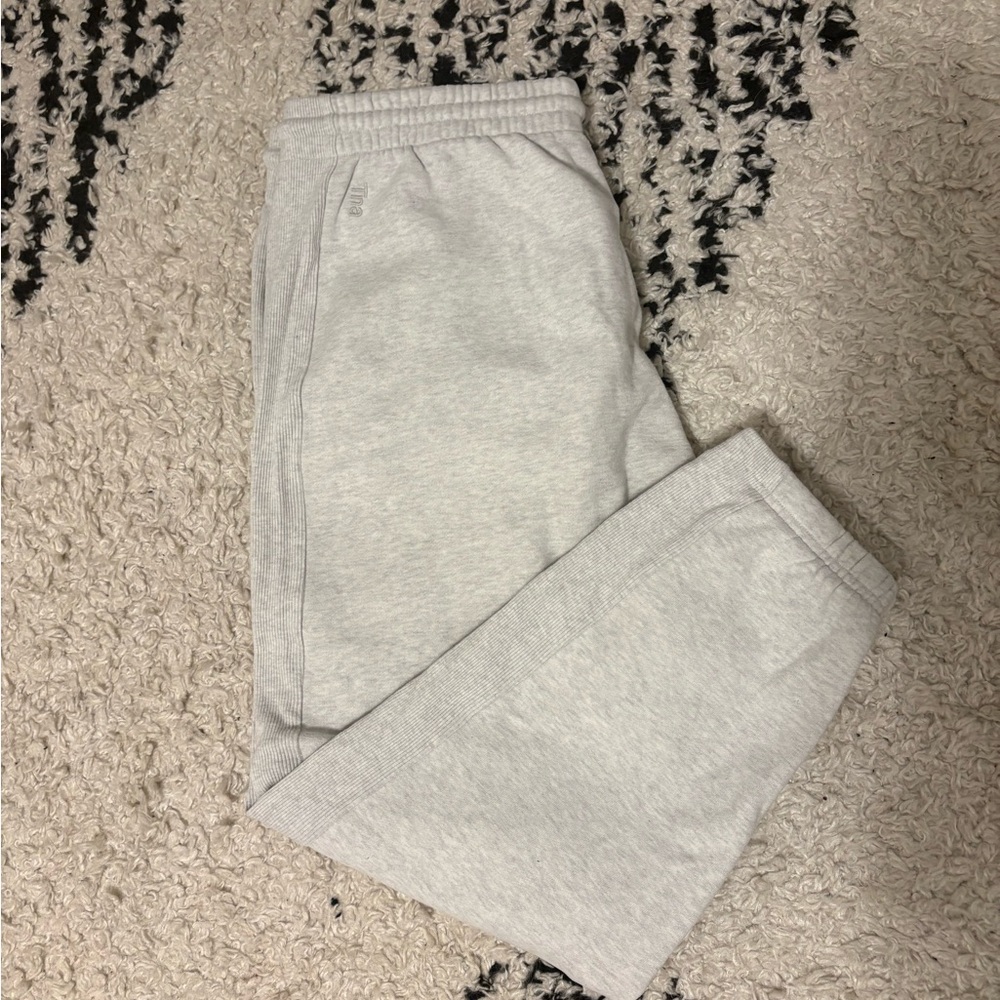 TNA Artizia Light Gray Women’s Sweatpants
